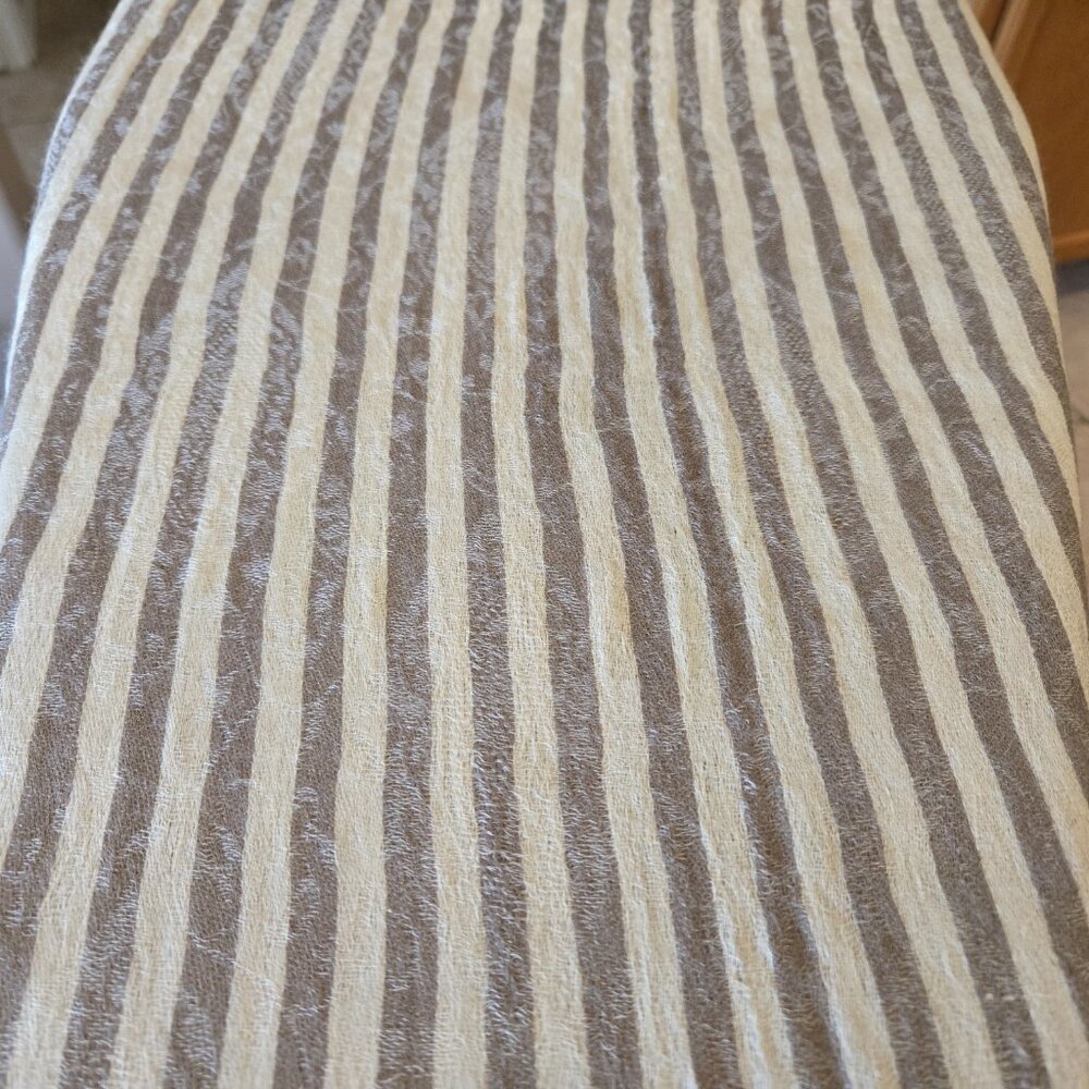 NWOT Lightweight Gauzy Cashmere Scarf Wrap Ivory with Brown Stripes - Picture 14 of 14